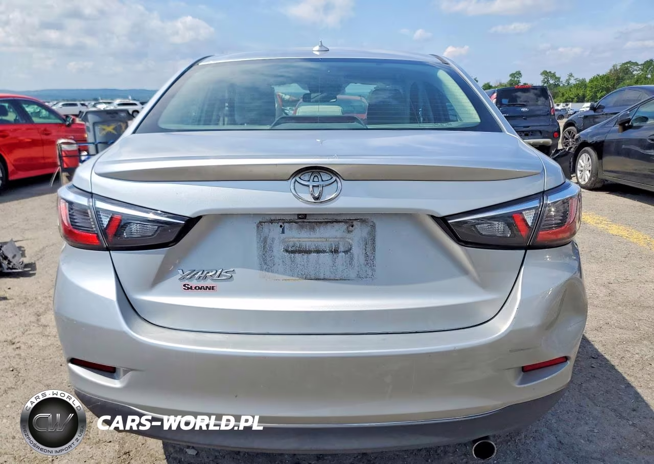 2019 Toyota Yaris Le VIN:3MYDLBYV5KY516000 - 6