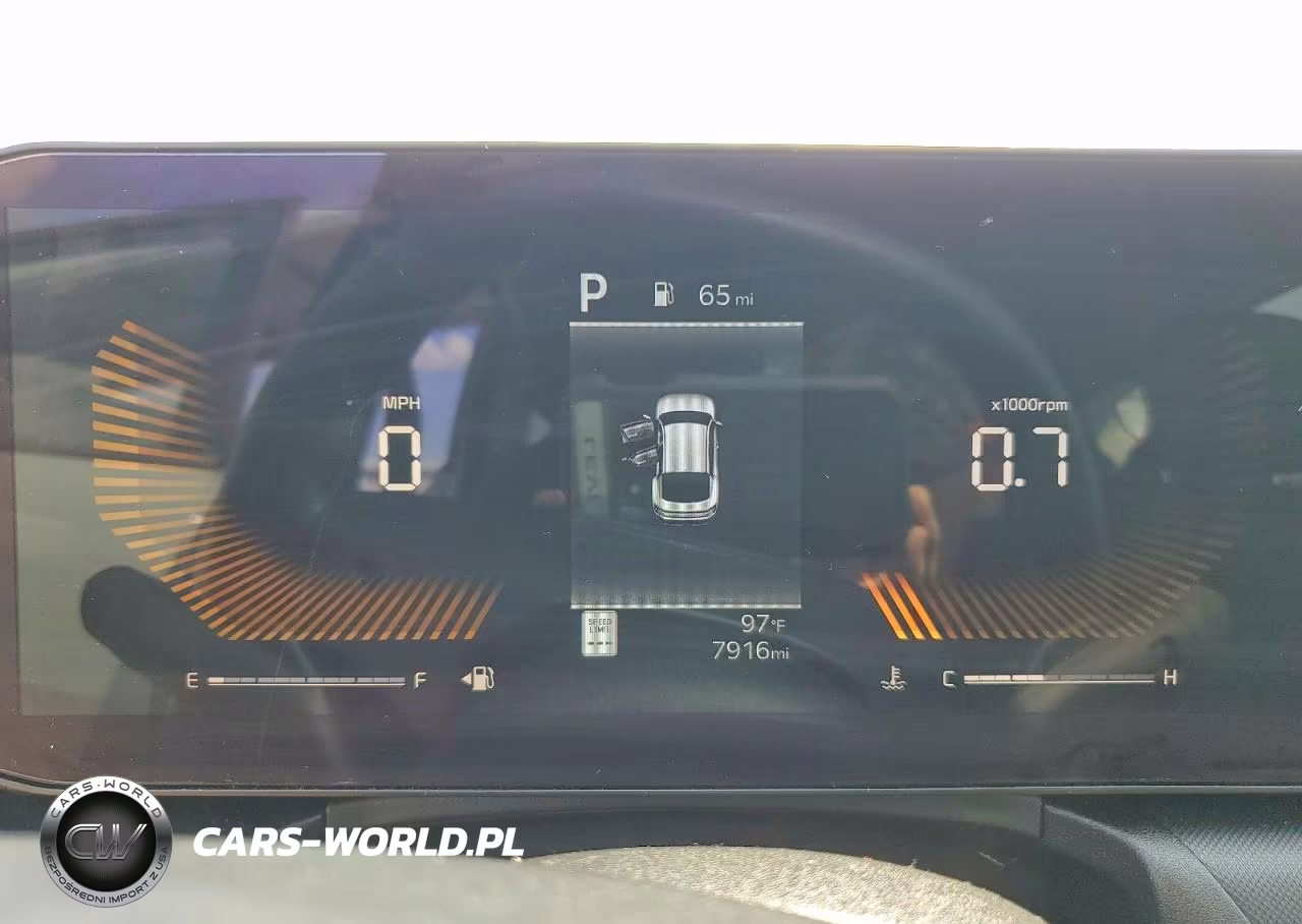 2025 Kia K4 Lxs VIN:3KPFT4DE1SE132886 - 9