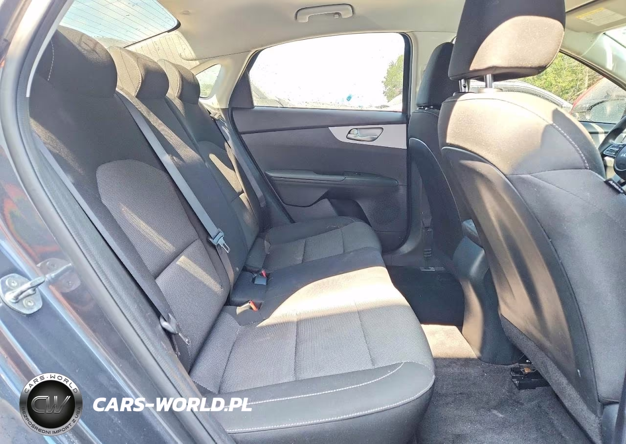 2024 Kia Forte Lxs VIN:3KPF24AD1RE755031 - 10