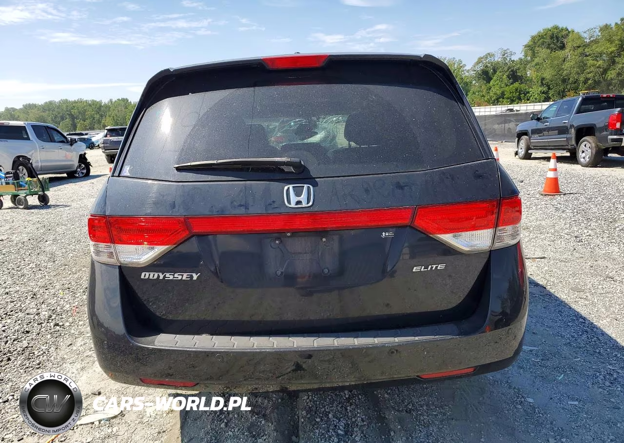 2017 Honda Odyssey Touring VIN:5FNRL5H94HB023860 - 6