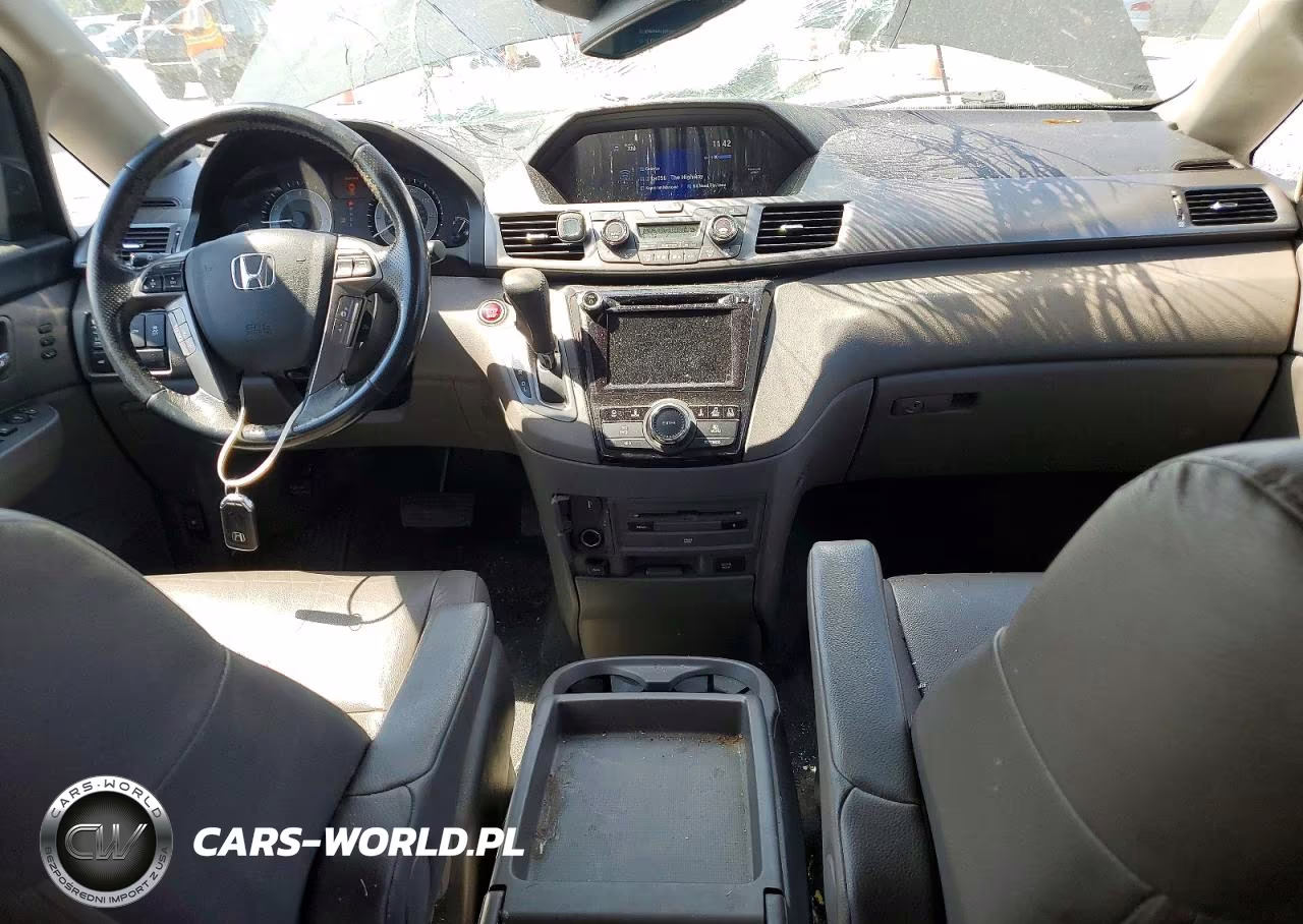2017 Honda Odyssey Touring VIN:5FNRL5H94HB023860 - 8