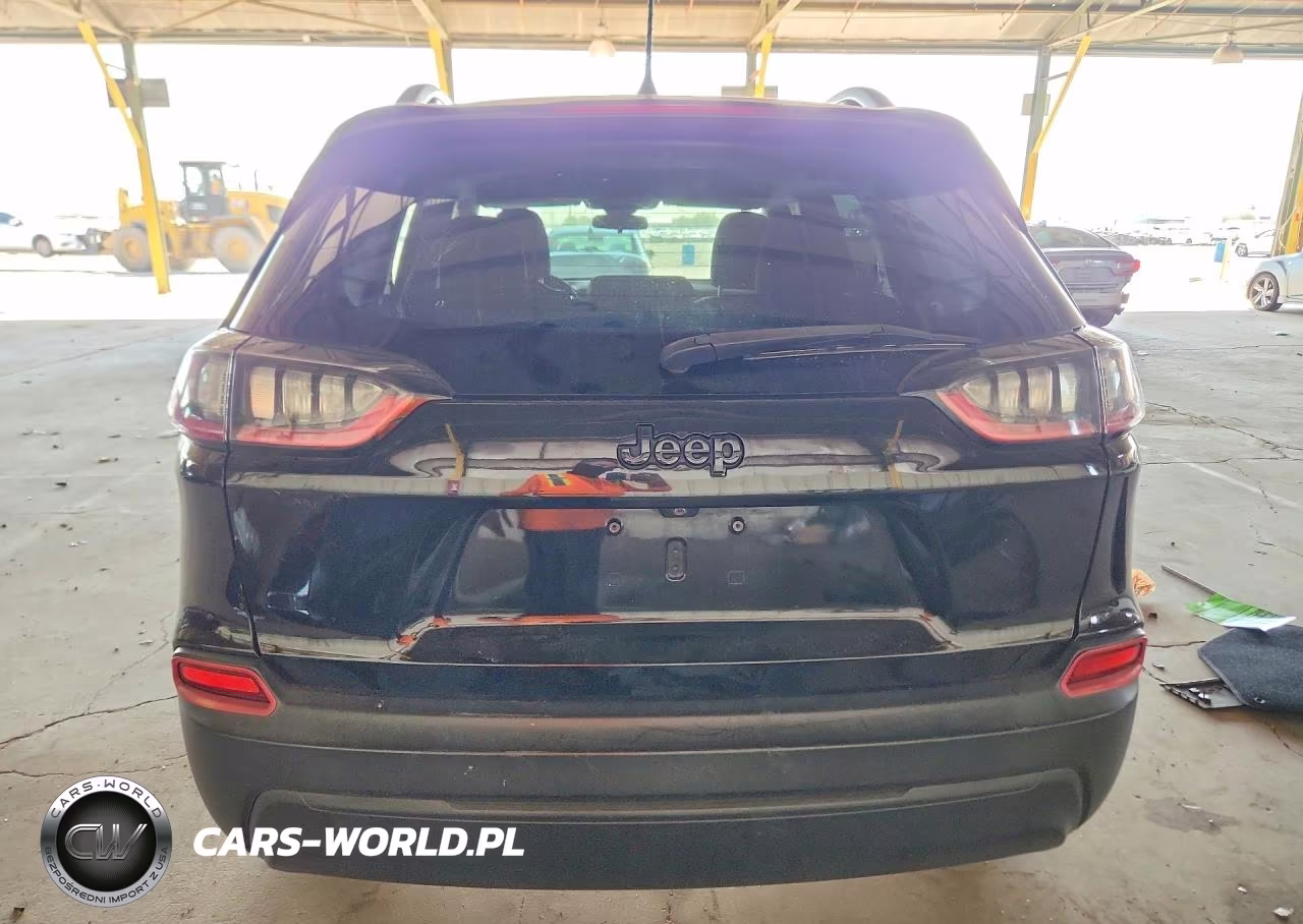 2019 Jeep Cherokee Latitude VIN:1C4PJLCB1KD392475 - 6