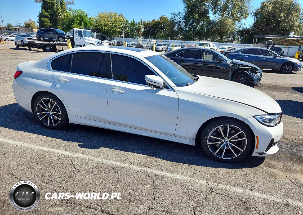 2021 BMW 330I VIN:3MW5R1J00M8B68326 - 4