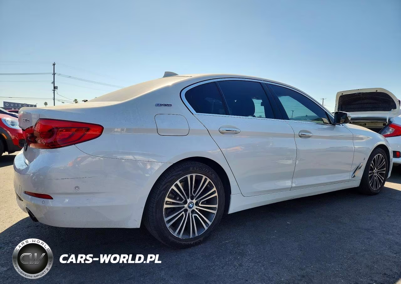 2018 BMW 530E VIN:WBAJA9C5XJB033278 - 3