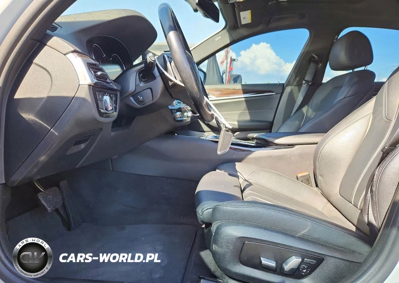 2018 BMW 530E VIN:WBAJA9C5XJB033278 - 7
