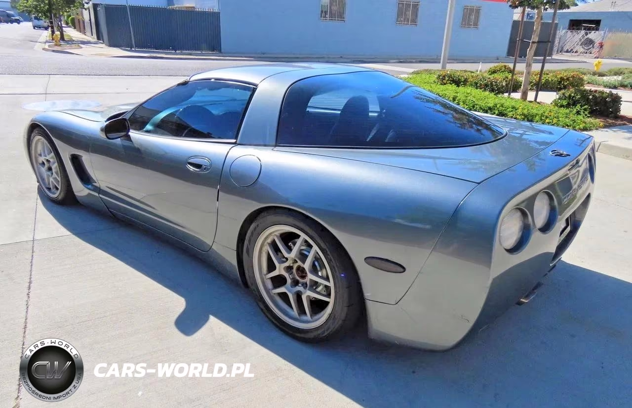 2004 Chevrolet Corvette VIN:1G1YY22G845113763 - 4