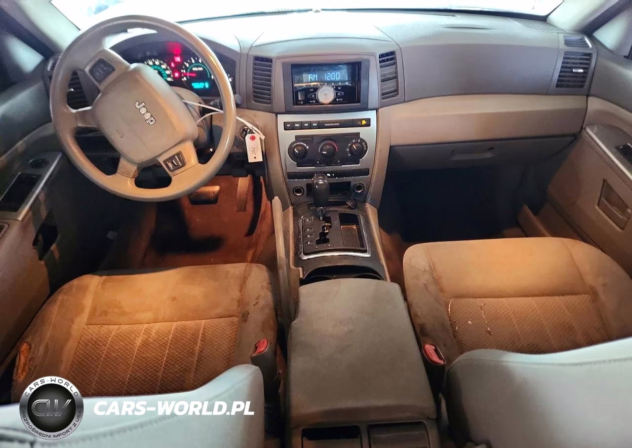 2005 Jeep Grand Cherokee Laredo VIN:1J4HS48N35C643043 - 8