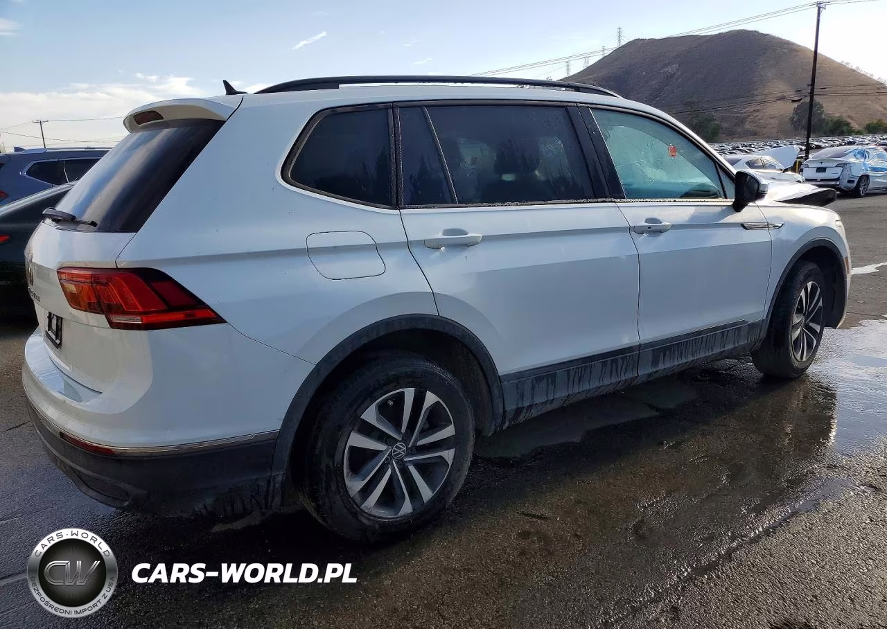 2023 Volkswagen Tiguan S VIN:3VVRB7AX2PM065348 - 3