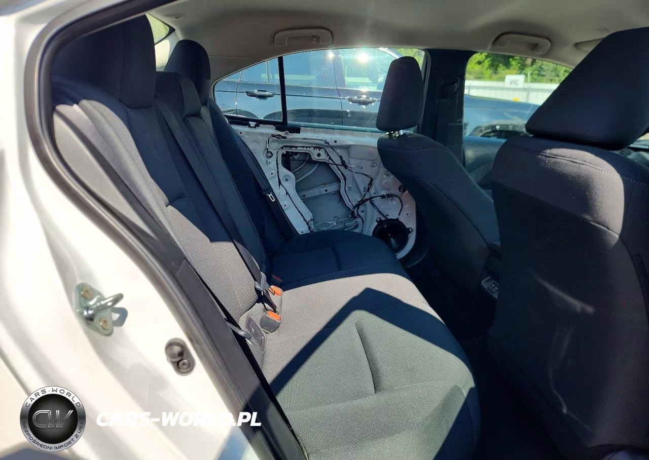 2024 Toyota Corolla Le VIN:5YFB4MDE6RP198094 - 10