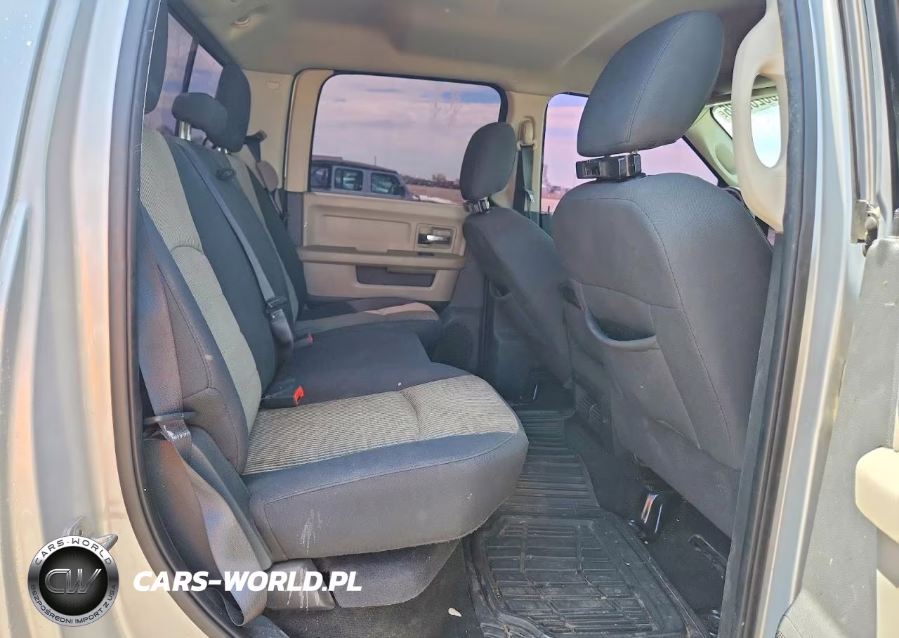 2011 Dodge Ram 1500 VIN:1D7RV1CT0BS625189 - 10