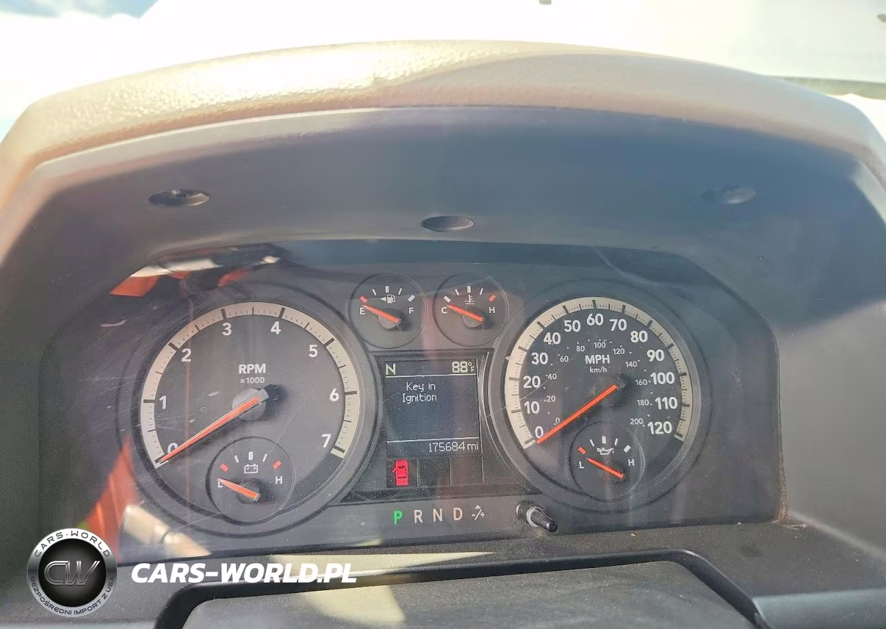 2011 Dodge Ram 1500 VIN:1D7RV1CT0BS625189 - 9
