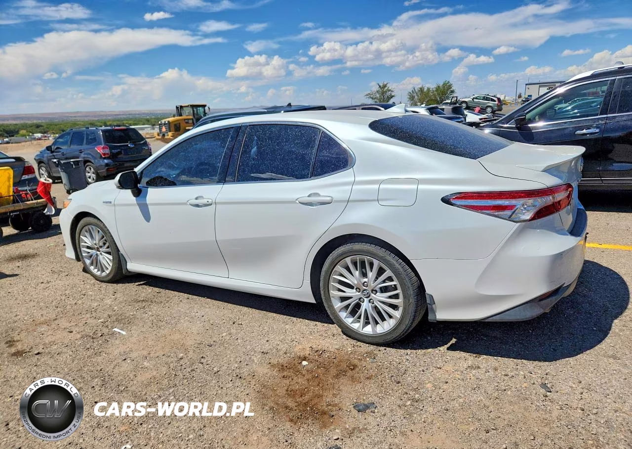 2018 Toyota Camry Hybrid Xle VIN:4T1B21HK7JU509152 - 2