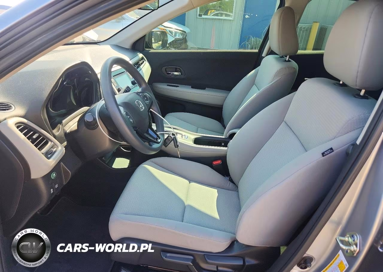 2020 Honda Hr-V Lx VIN:3CZRU5H30LM706713 - 7