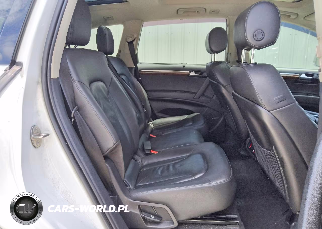 2015 Audi Q7 Premium Plus VIN:WA1LGAFE1FD020187 - 11