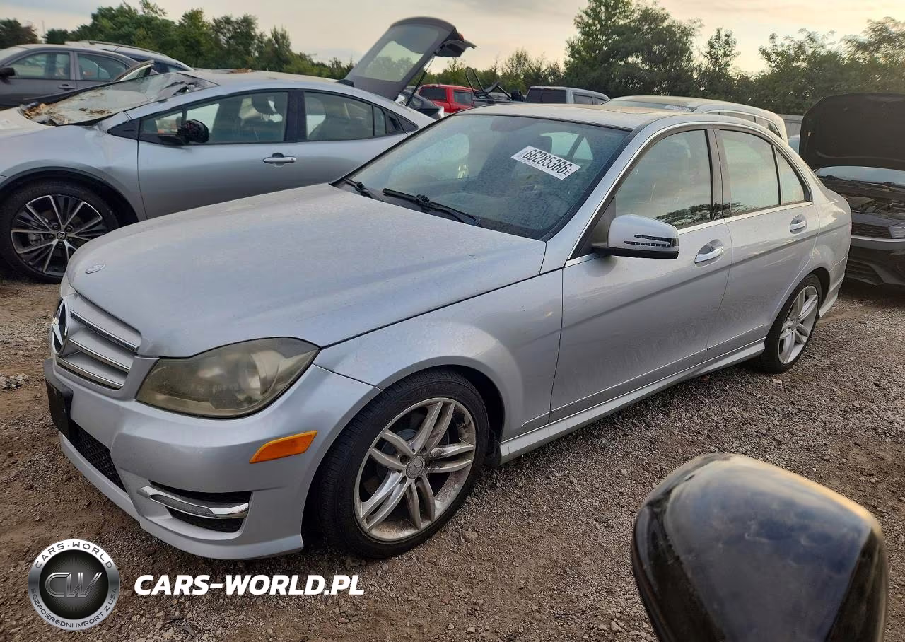2012 Mercedes-Benz C 300 4Matic VIN:WDDGF8BB1CR240514 - 1