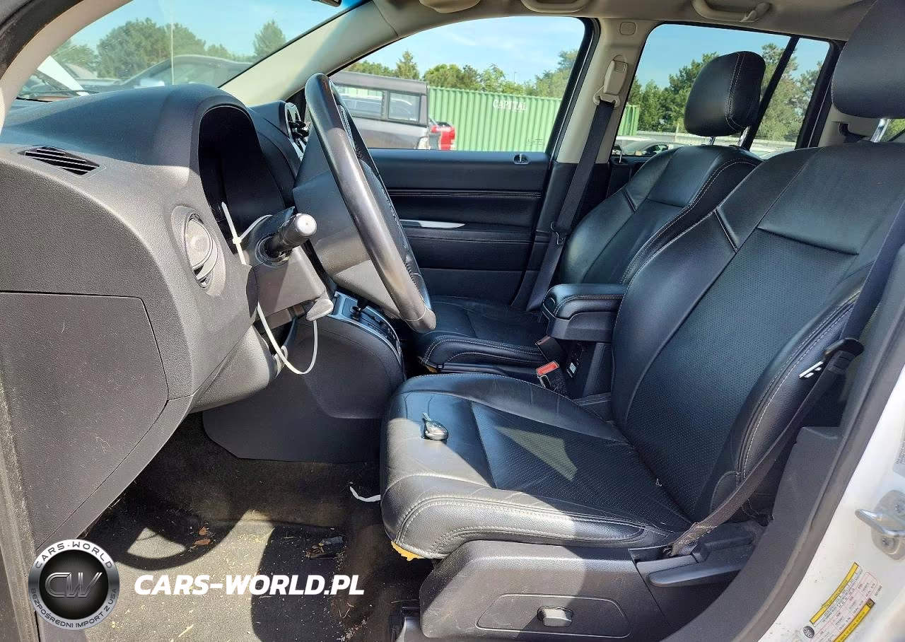 2017 Jeep Compass Latitude VIN:1C4NJCEA1HD119668 - 7
