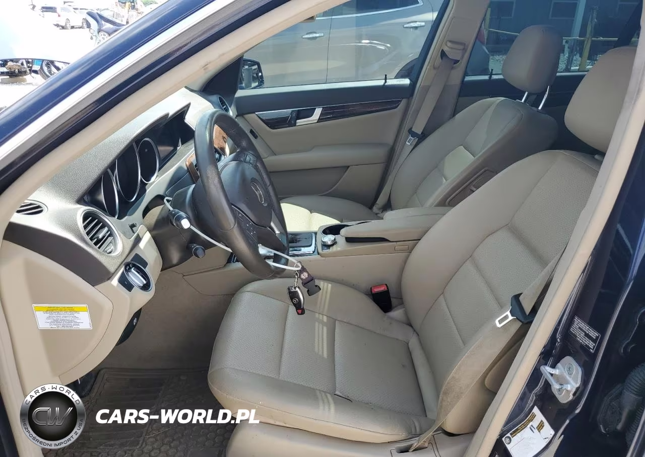 2013 Mercedes-Benz C 250 VIN:WDDGF4HB3DR296505 - 7