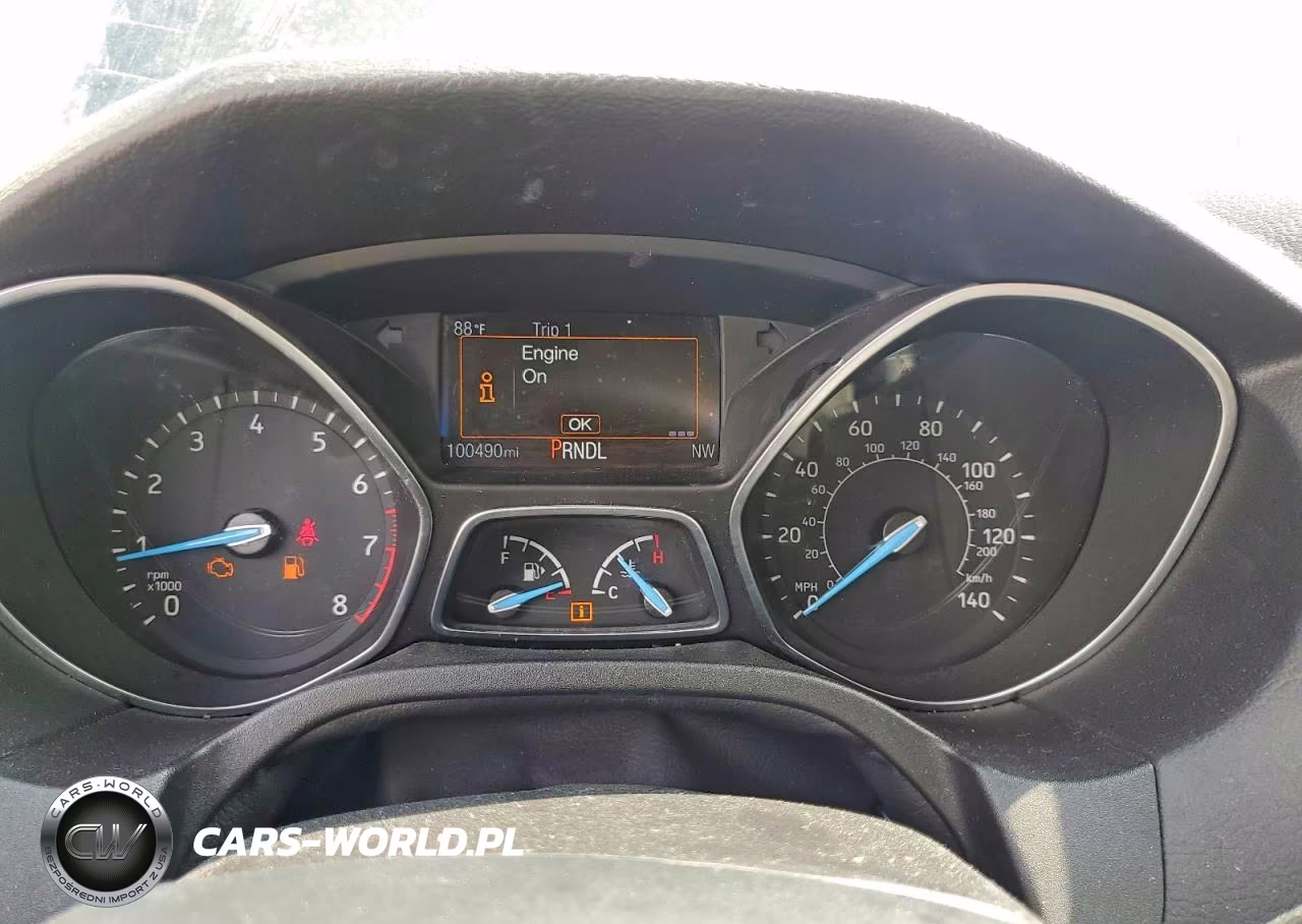 2018 Ford Focus Se VIN:1FADP3K23JL222163 - 9