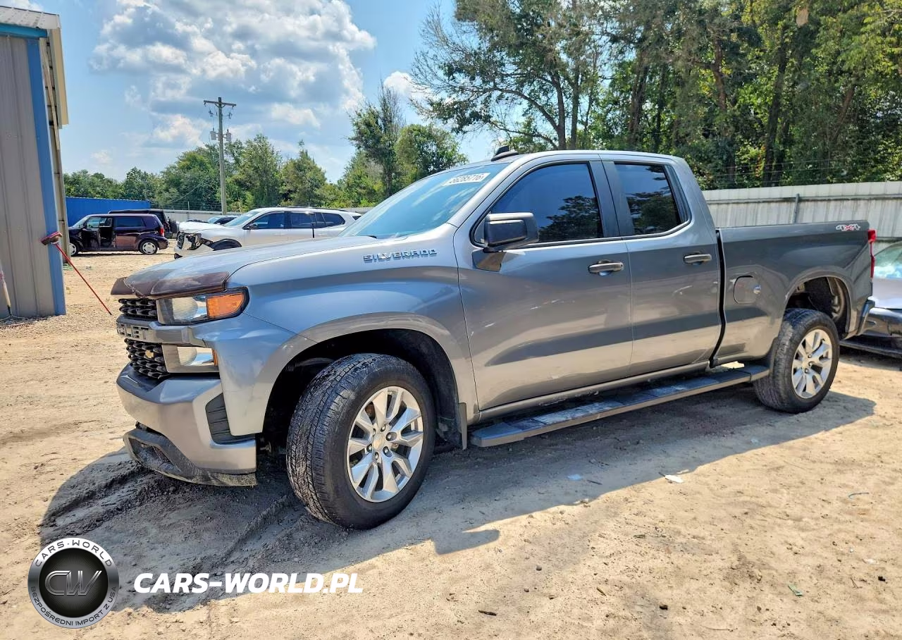 2020 Chevrolet Silverado K1500 Custom – zdjęcie 1 z 12