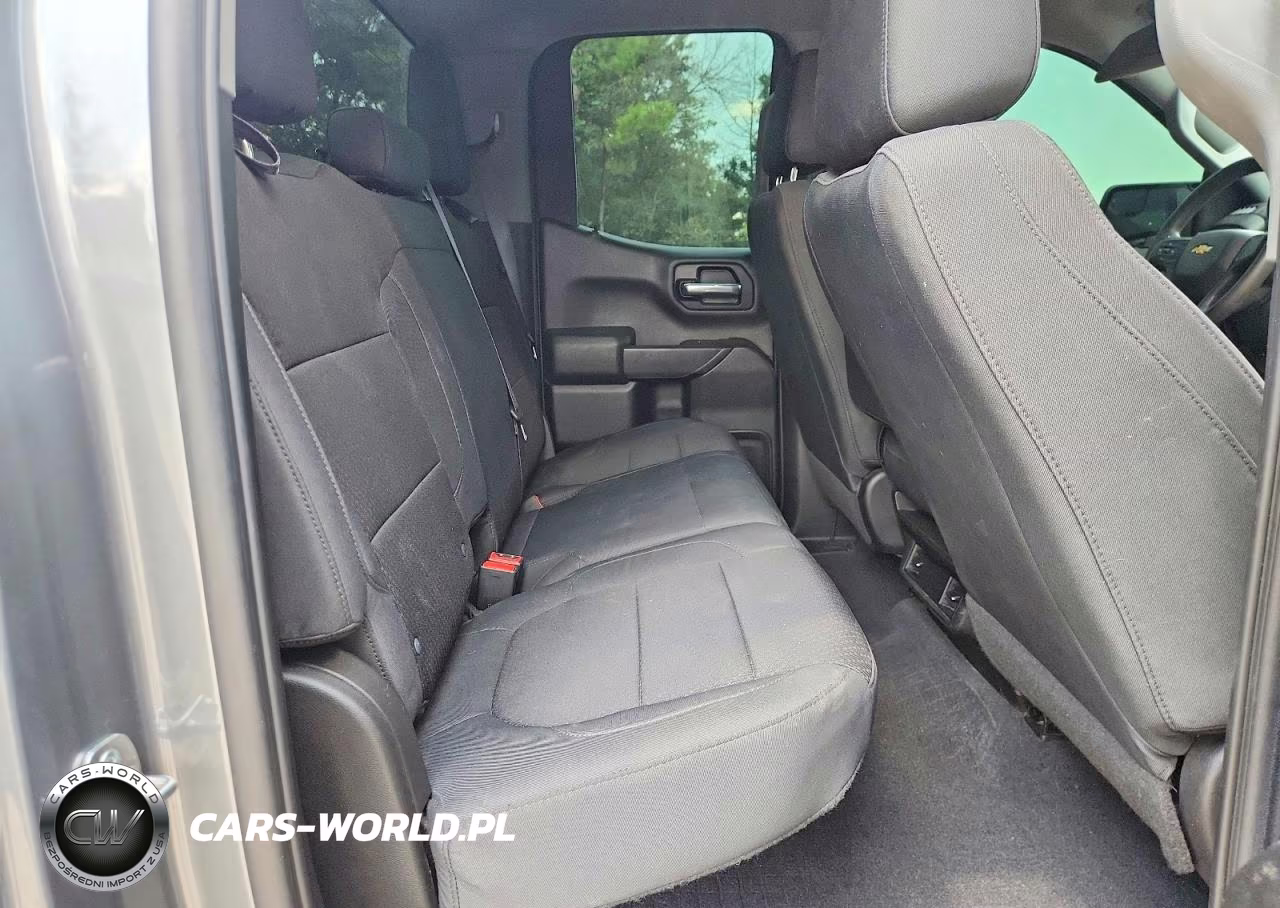 2020 Chevrolet Silverado K1500 Custom VIN:1GCRYBEK1LZ157509 - 10