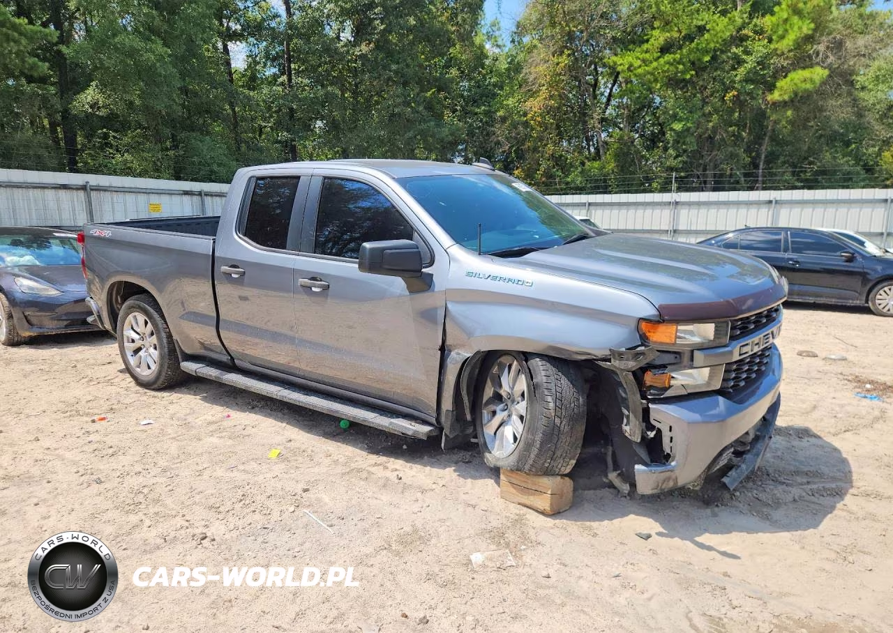 2020 Chevrolet Silverado K1500 Custom VIN:1GCRYBEK1LZ157509 - 4