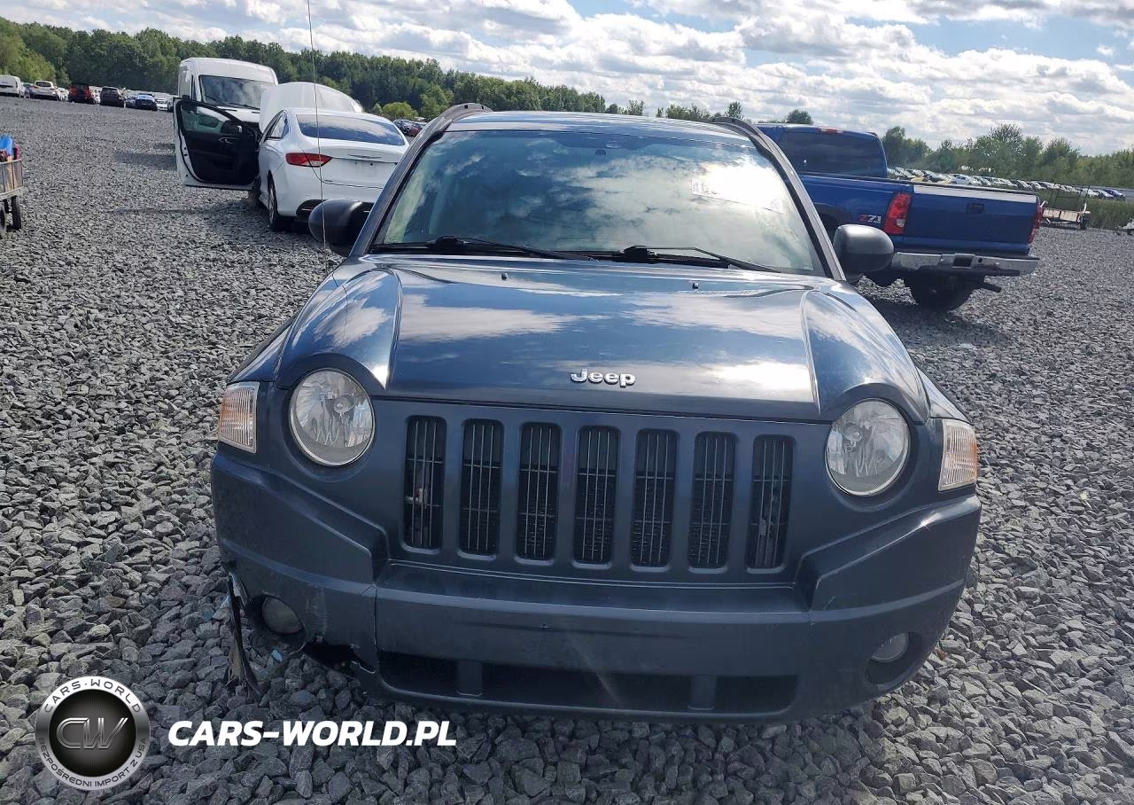 2008 Jeep Compass Sport VIN:1J8FT47038D684019 - 5