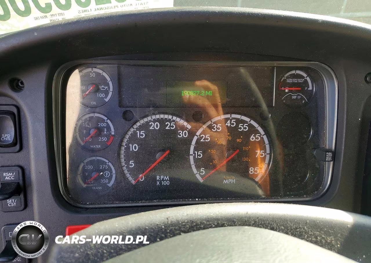 2019 Freightliner Business Class M2 Box Truck VIN:1FVACWFD6KHKD4429 - 9