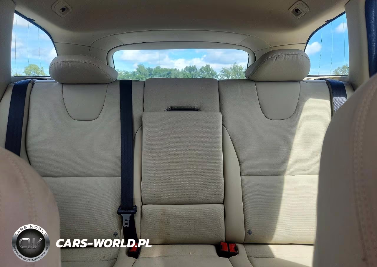 2010 Volvo Xc60 3.2 VIN:YV4960DZ4A2060042 - 10