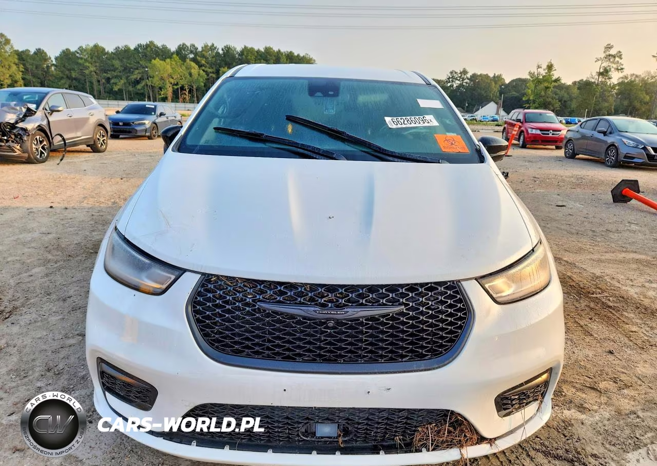 2024 Chrysler Pacifica Hybrid Select VIN:2C4RC1S71RR158428 - 5