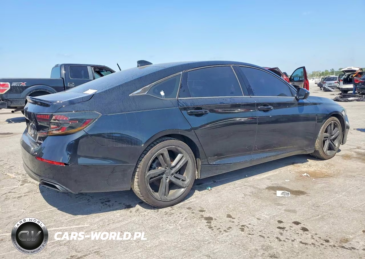 2018 Honda Accord Sport VIN:1HGCV1F31JA182519 - 3