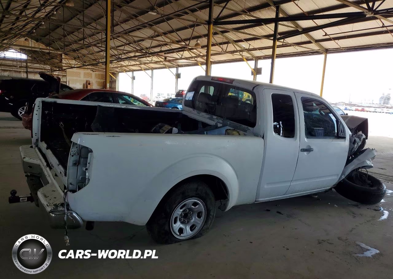 2018 Nissan Frontier S VIN:1N6BD0CTXJN700998 - 3