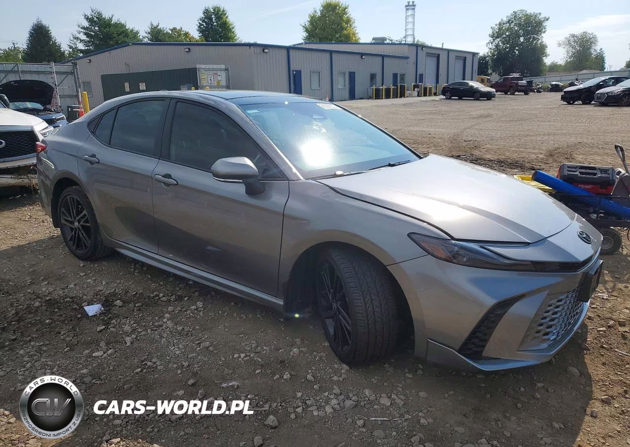 2025 Toyota Camry Xse VIN:4T1DBADK3SU504613 - 4