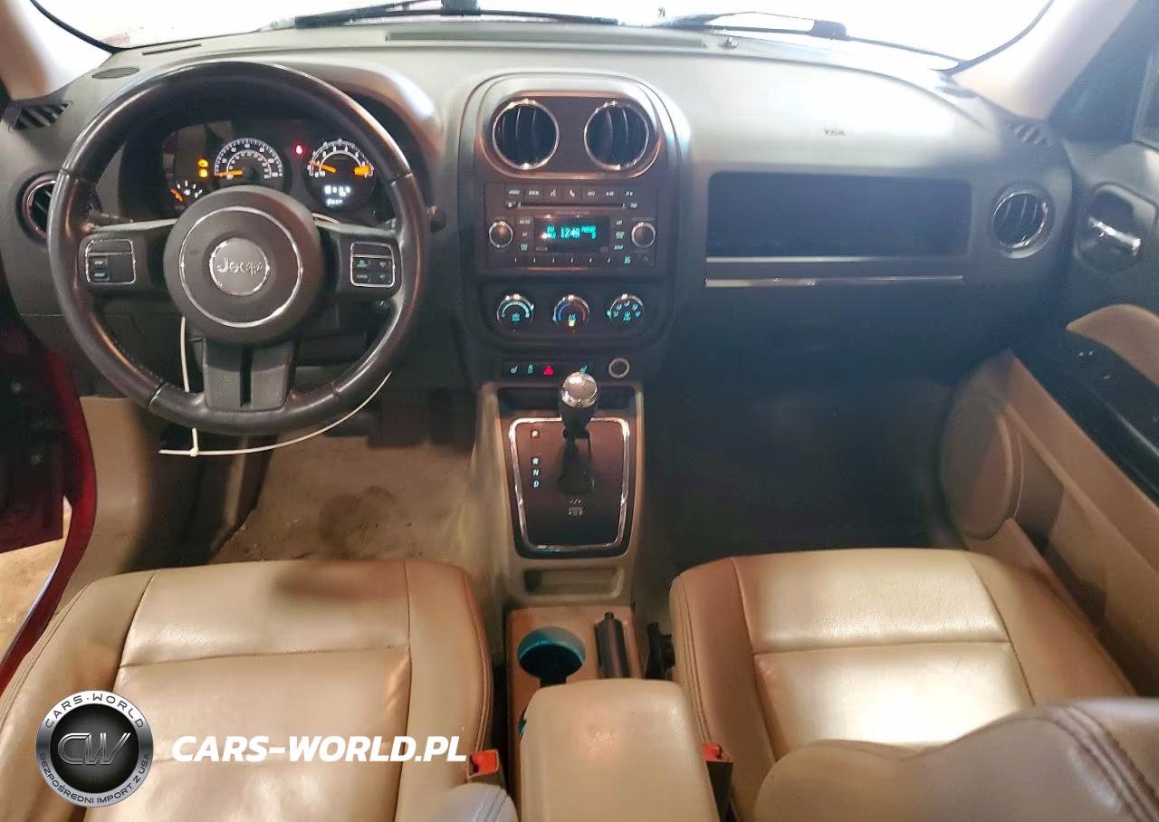 2017 Jeep Patriot Latitude VIN:1C4NJRFB7HD177794 - 8