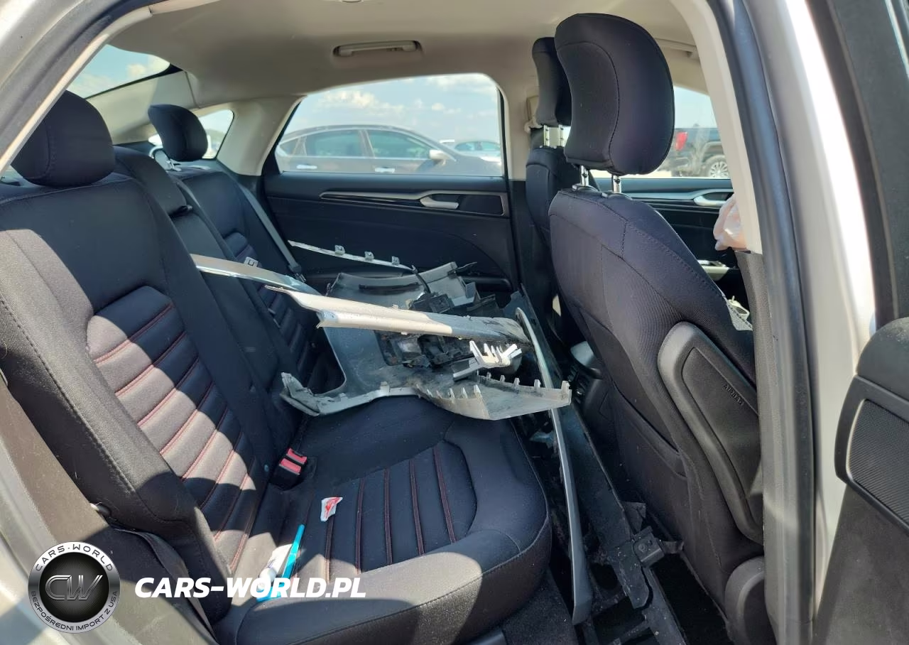 2016 Ford Fusion Se VIN:3FA6P0H74GR350321 - 10
