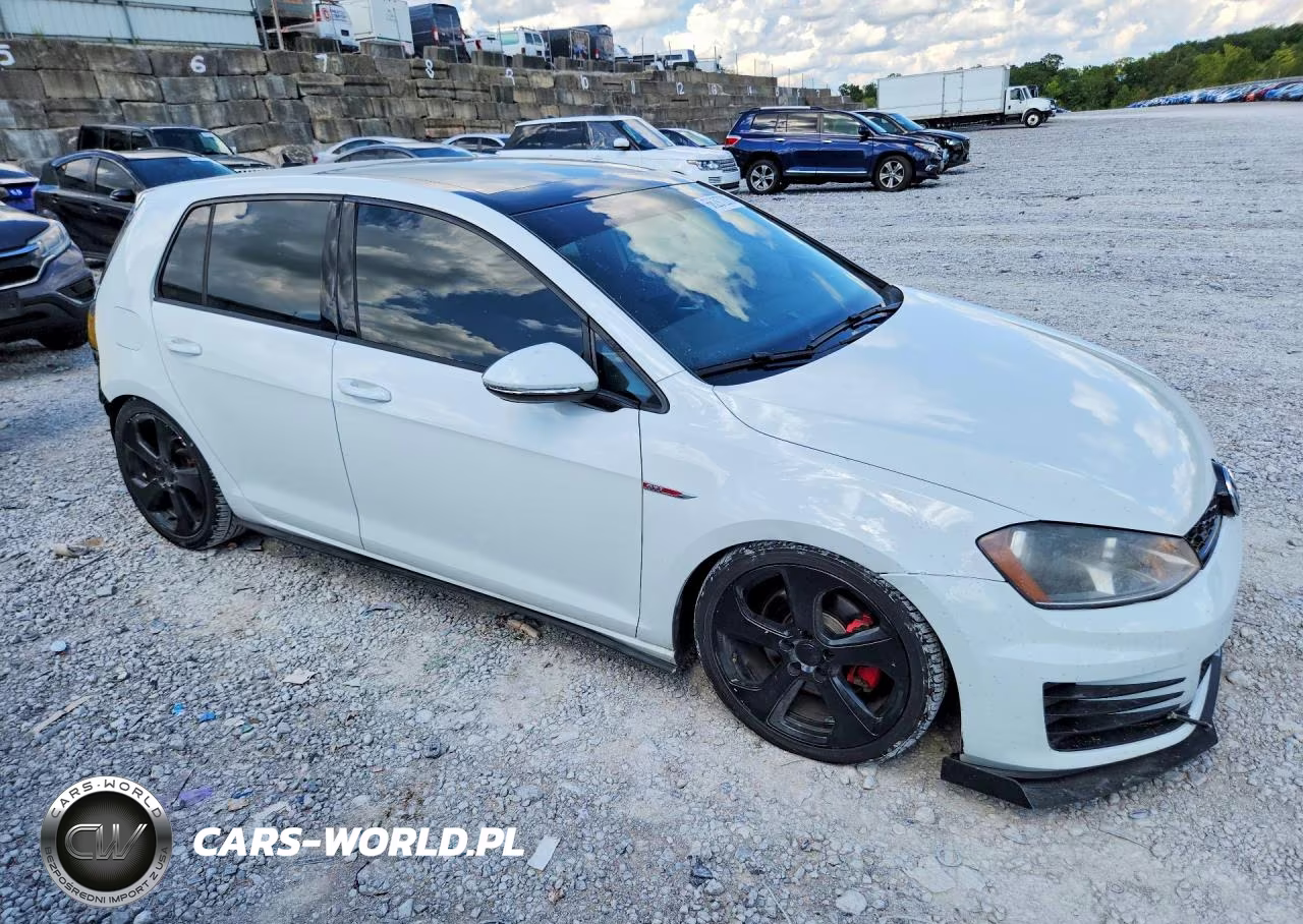 2015 Volkswagen Gti VIN:3VW4T7AU1FM003611 - 4