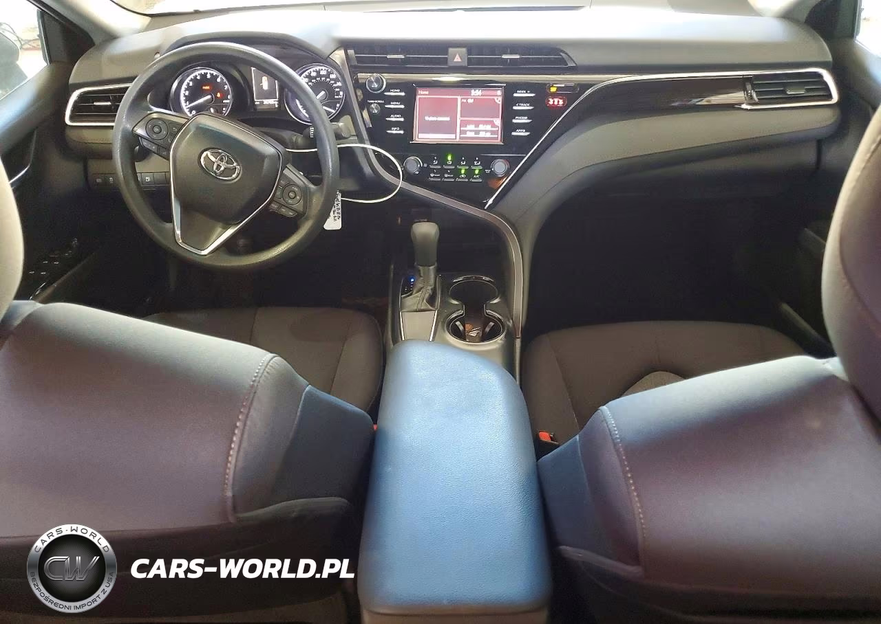 2018 Toyota Camry Le VIN:4T1B11HK6JU656193 - 8