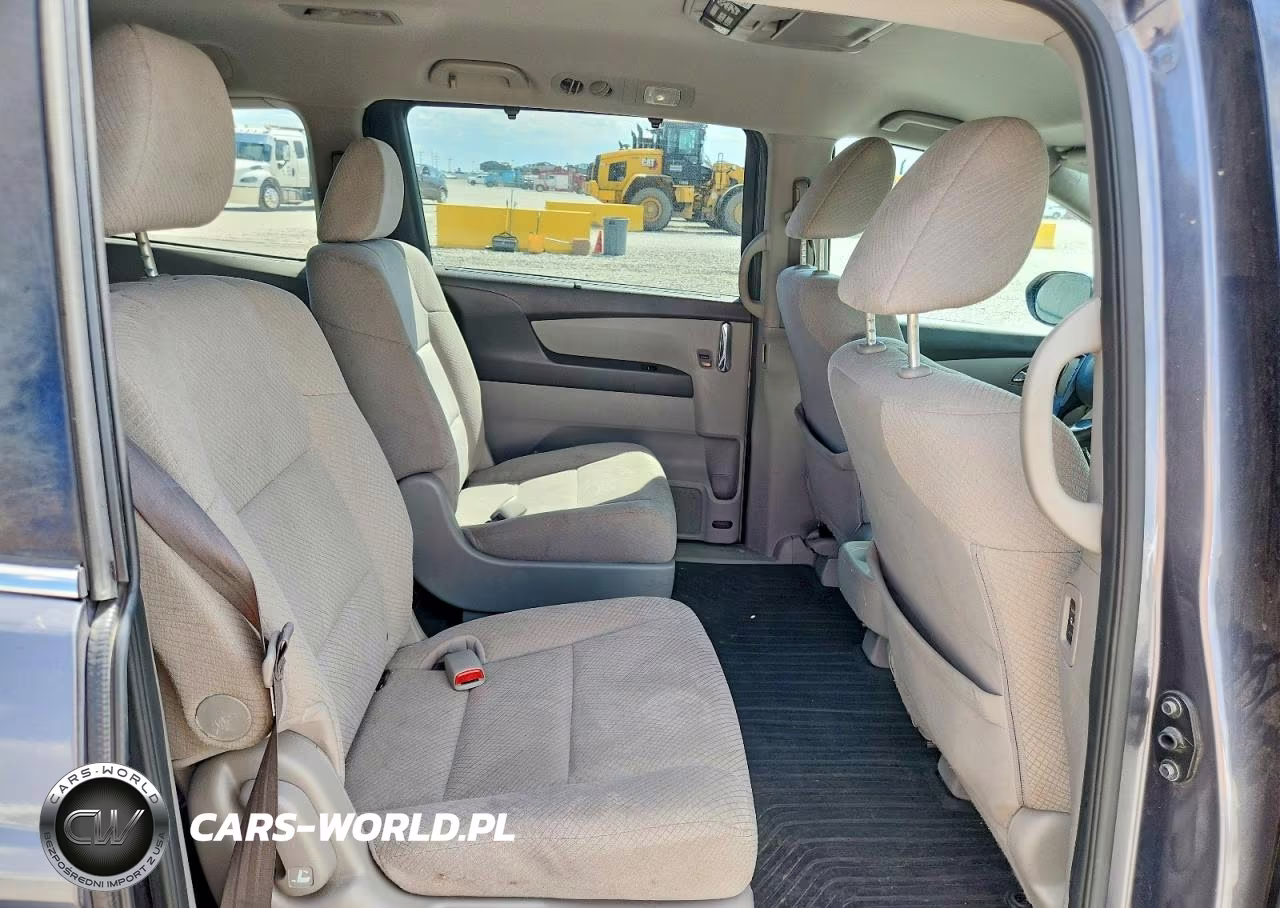 2016 Honda Odyssey Se VIN:5FNRL5H3XGB108955 - 11