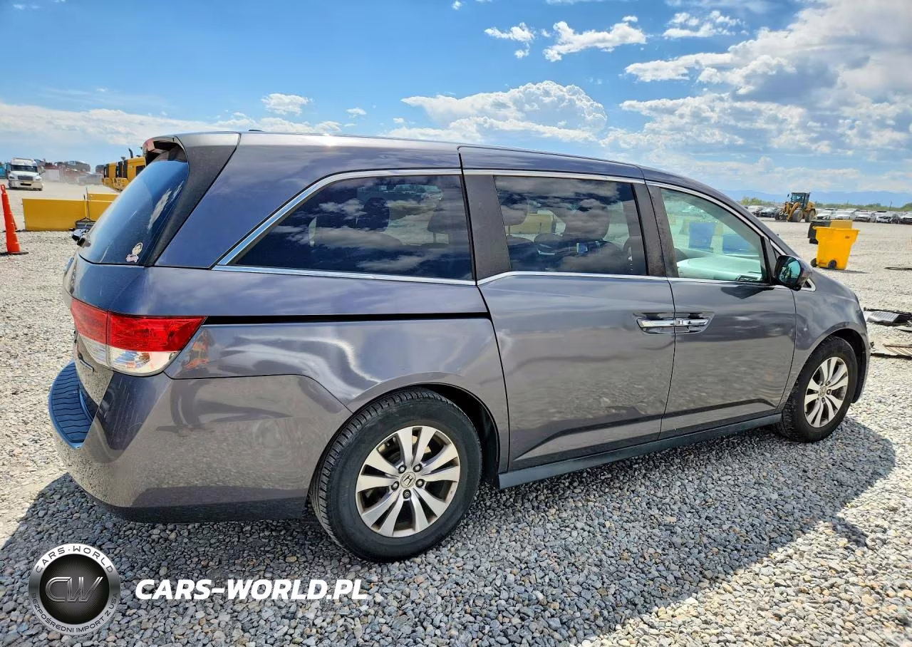 2016 Honda Odyssey Se VIN:5FNRL5H3XGB108955 - 3