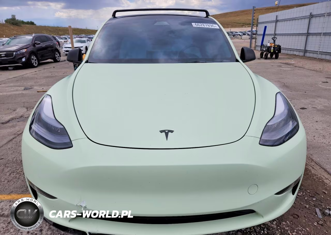 2023 Tesla Model Y VIN:7SAYGDEF8PF864716 - 5