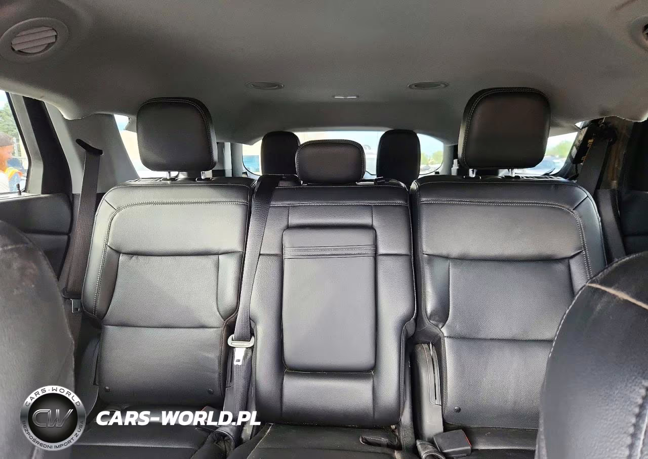 2023 Ford Explorer Limited VIN:1FMSK8FH8PGA56487 - 10