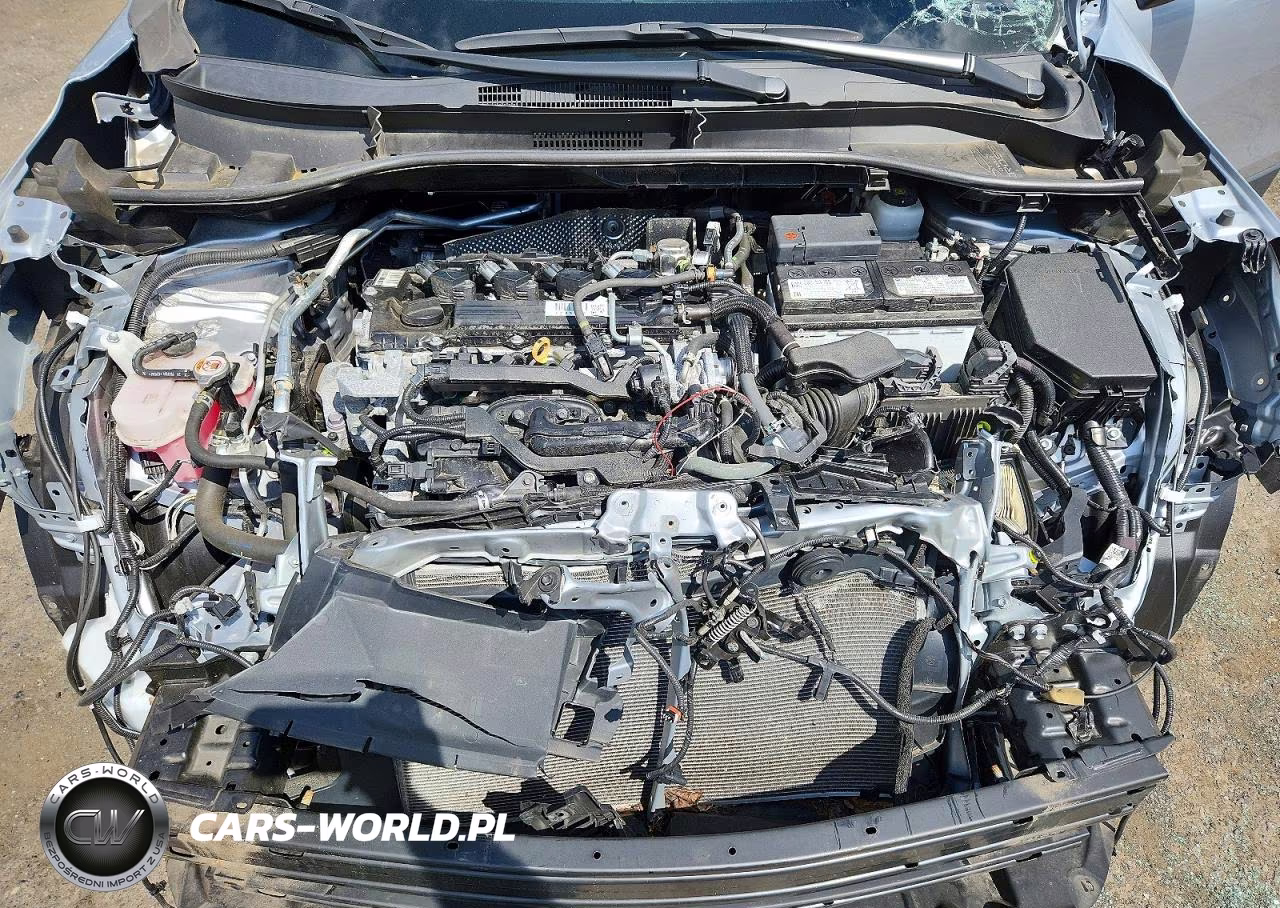 2022 Toyota Corolla Cross Xle VIN:7MUDAABG2NV033509 - 12