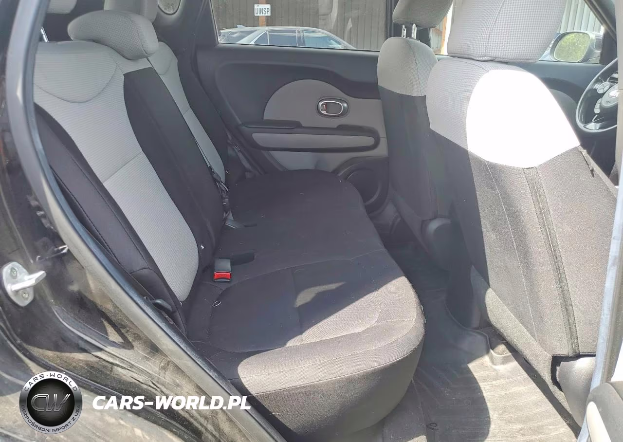 2015 Kia Soul VIN:KNDJN2A2XF7133138 - 10