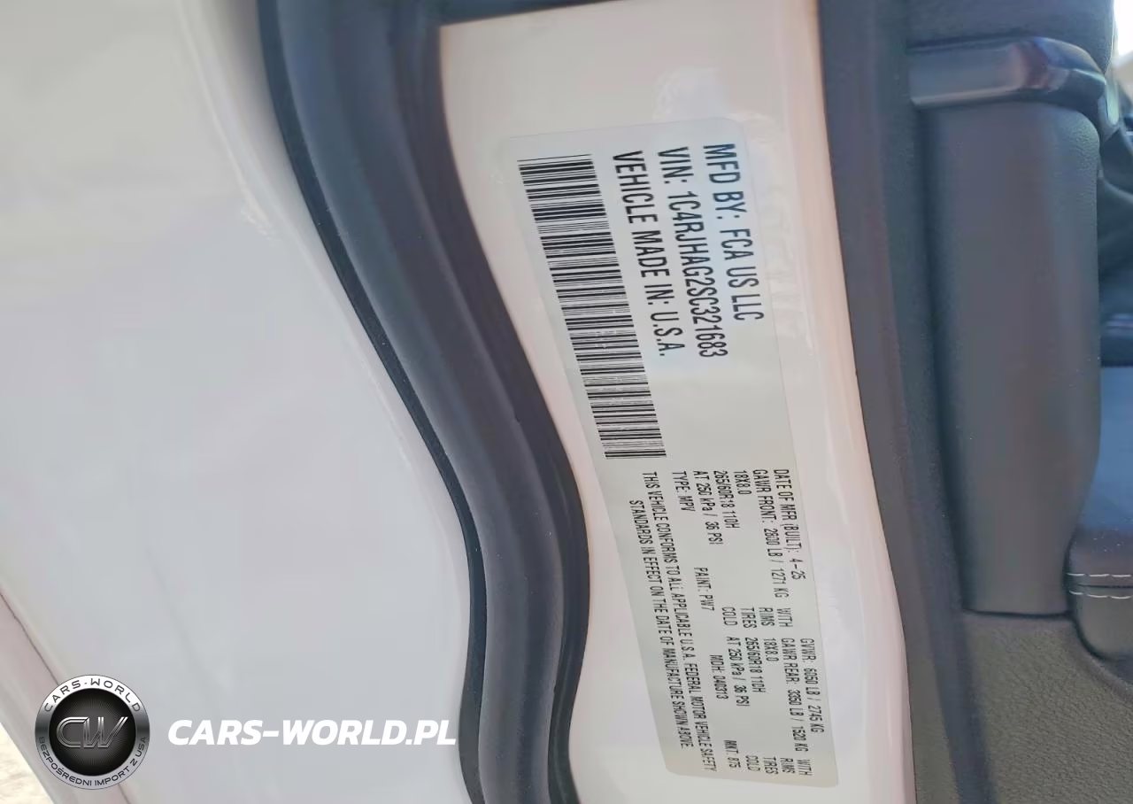 2025 Jeep Grand Cherokee Laredo VIN:1C4RJHAG2SC321683 - 12