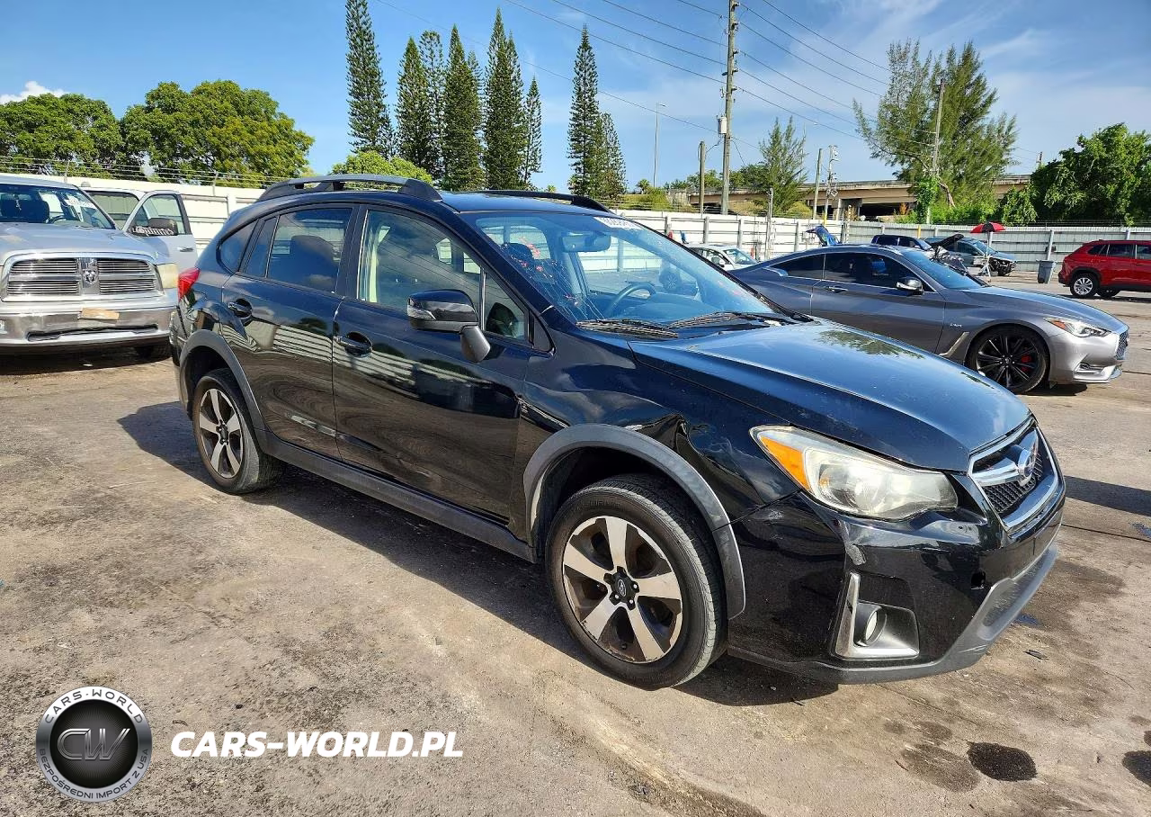 2017 Subaru Crosstrek Premium VIN:JF2GPABC0H8204187 - 4