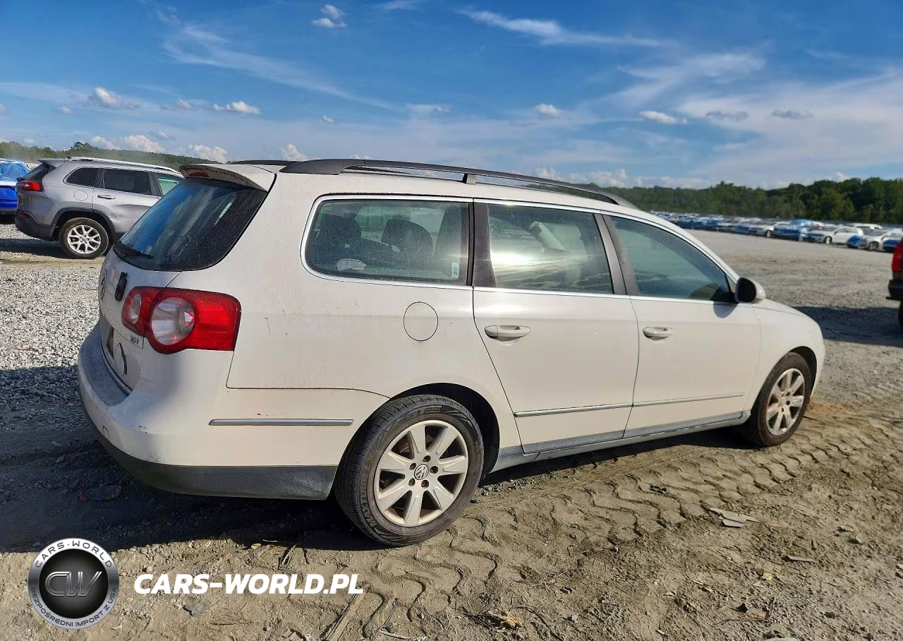 2008 Volkswagen Passat Wagon Turbo VIN:WVWXK73C58E076870 - 3