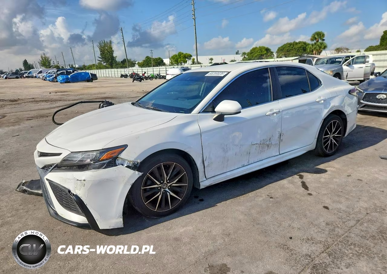 2021 Toyota Camry Se