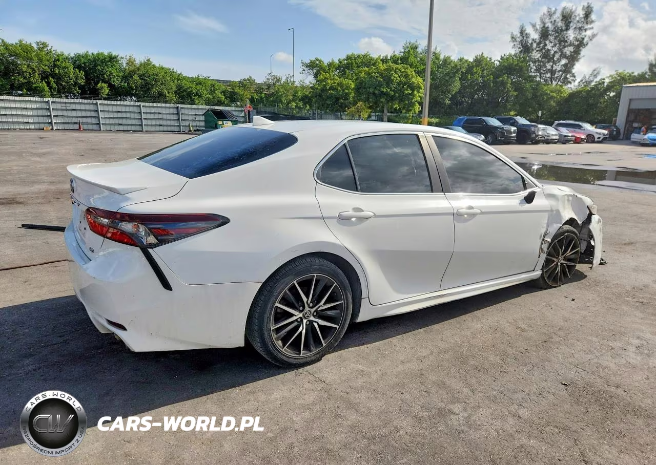 2021 Toyota Camry Se VIN:4T1G11AK6MU515824 - 3