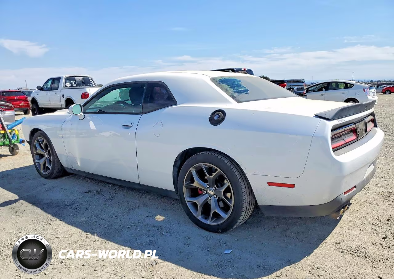 2015 Dodge Challenger Sxt VIN:2C3CDZAG9FH723792 - 2