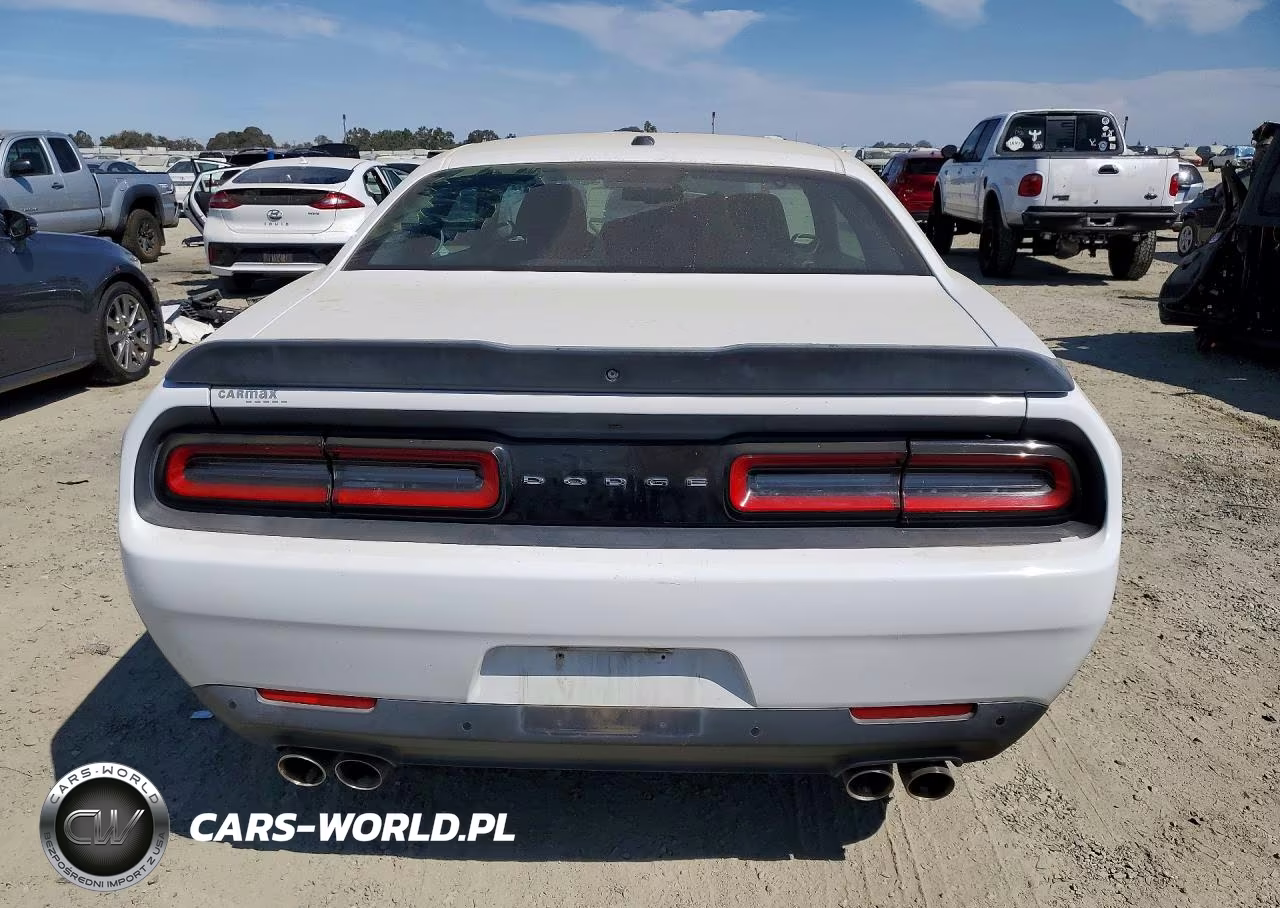 2015 Dodge Challenger Sxt VIN:2C3CDZAG9FH723792 - 6