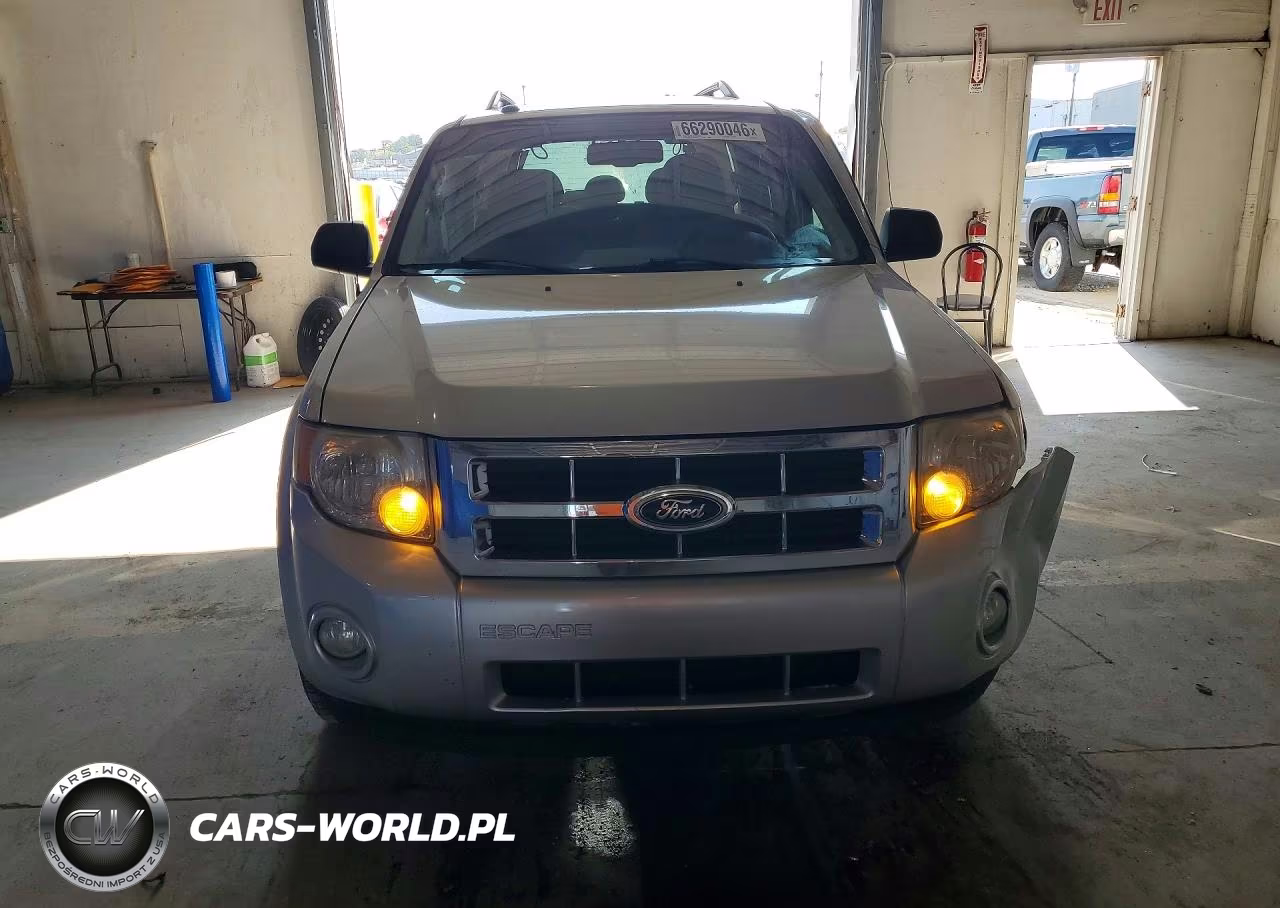 2010 Ford Escape Xlt VIN:1FMCU0D74AKD44439 - 5